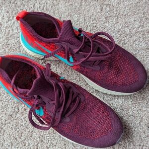 Nike React Sneaker size 9.5 worn